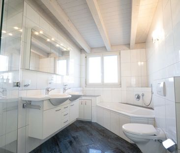 Rental apartment with spaciousness, light and special charm - Photo 5
