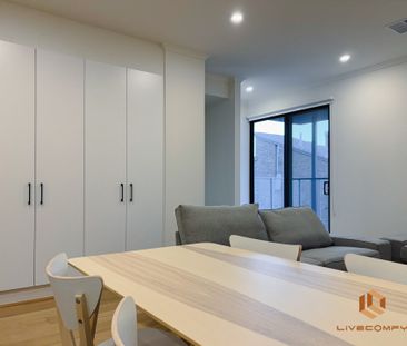 Adelaide CBD - Photo 2