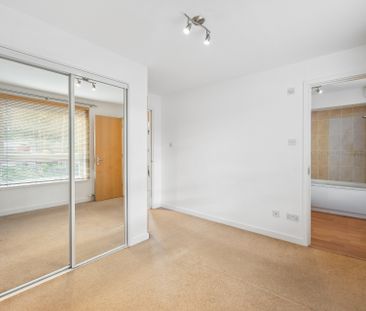 Flat 4 - Photo 4