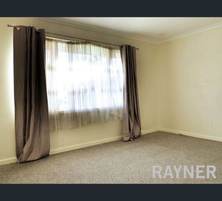 62 Nanovich Avenue, Girrawheen, WA 6064 - Photo 5
