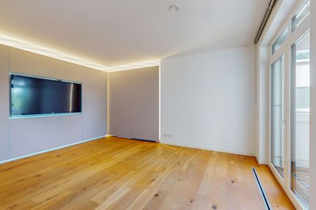 Luxuswohnung mit Car-Lift: Leben im preisgekrönten Papillon Gebäude - Photo 3