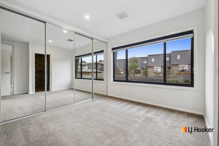 Stylish 3 Bedroom Townhouse at The Ridge - Photo 3