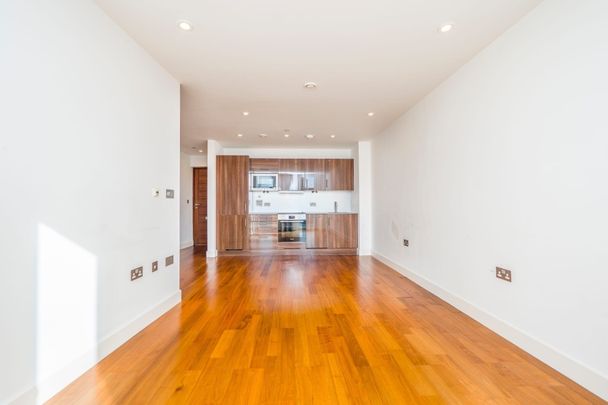 The Hayes, Cardiff - Photo 1