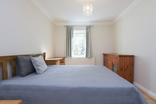 Rewley Road, Central Oxford - Photo 1