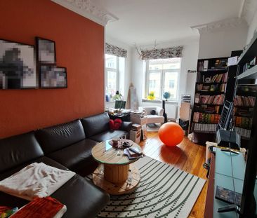 Charmante Altbauwohnung in Citynähe - Foto 1