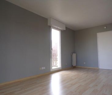 Location Appartement 1 pièce 44m² - Photo 6