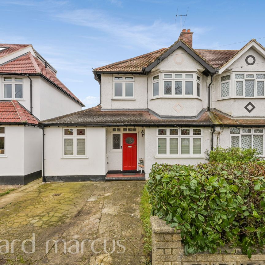 Franks Avenue, New Malden - Photo 1