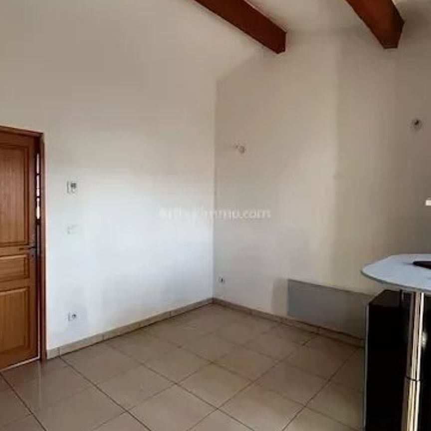 Location Appartement 2 pièces 29 m2 à Martigues - Photo 1