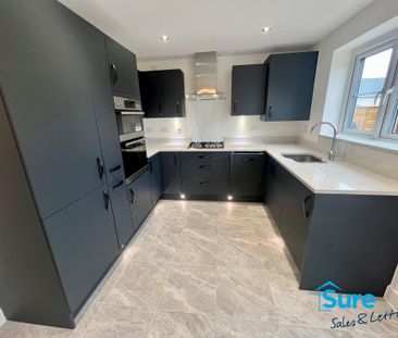 3 bedroom semi-detached house to rent - Photo 5