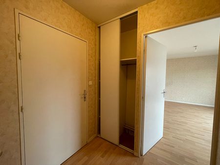 Location Appartement 2 pièces 43m² RENNES 35000 - Photo 2