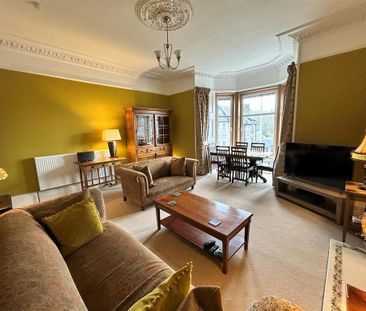 3 bedroom maisonette to rent - Photo 2