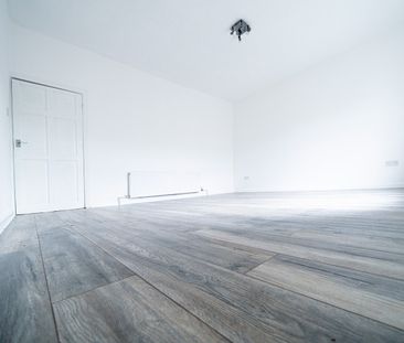 Room in a Shared House, Durham Hill, BR1 - Photo 2