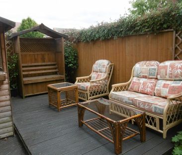 1 bedroom in a house share to rent - Photo 1