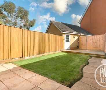 Abbeydale, Carlton Colville, NR33 - Photo 2