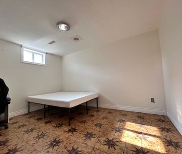 For Lease - 62 Navaho Drive Unit# Lower level, Toronto, Ontario - Photo 6