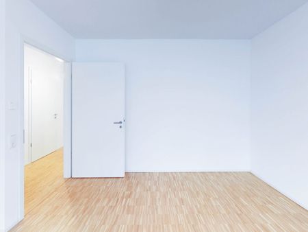 Moderne 2-Zimmer Wohnung mit Terrasse unweit vom Schloss Charlottenburg! - Photo 2