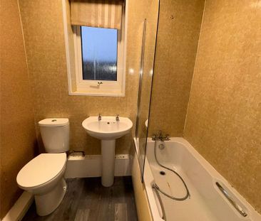 2 bedroom semi-detached house to rent - Photo 6