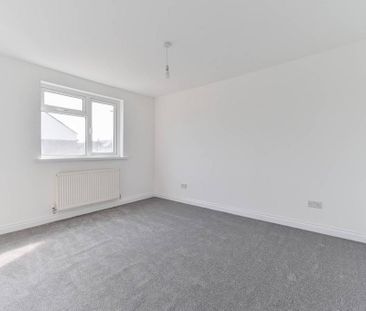 3 bedroom maisonette to rent - Photo 4