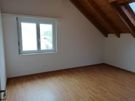 bel appartement mansardé à Schänis – Recherche de nouveaux locataires 1.4.23 - Foto 4