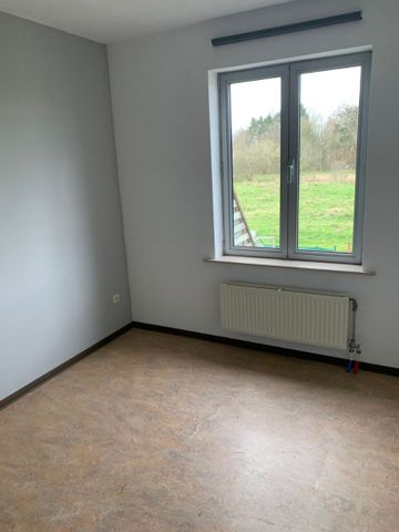 Halfopen woning met 3 slaapkamers, tuin en garage in Eeklo! - Photo 5