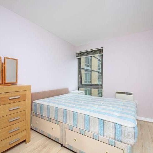 Trentham Court, W3 - Photo 1