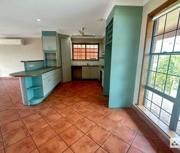 46 Clarke Crescent - Photo 4