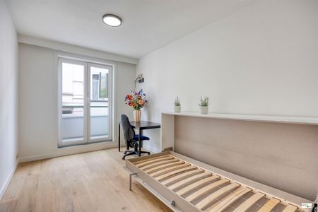 Bus 42 - Frans Ackermanstraat 22 - Foto 2