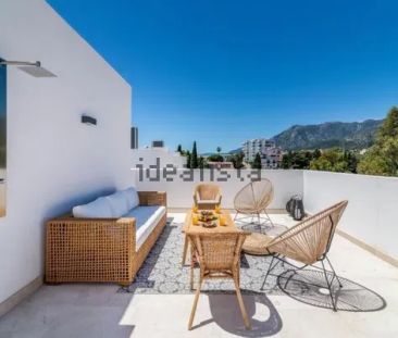 Alquiler de chalet adosado en Calle e - Photo 1