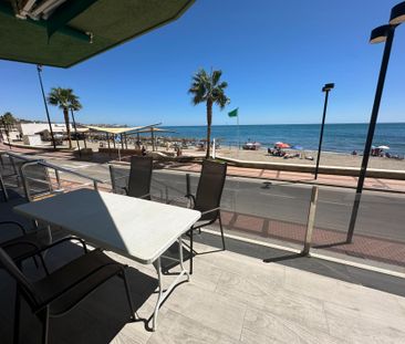 Apartamento planta baja en alquiler en Carvajal, Fuengirola - Photo 1