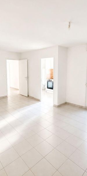 Location Appartement 3 pièces 61m² ST AVOLD 57500 - Photo 1