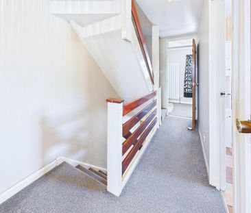 3 bedroom semi-detached house to rent - Photo 4