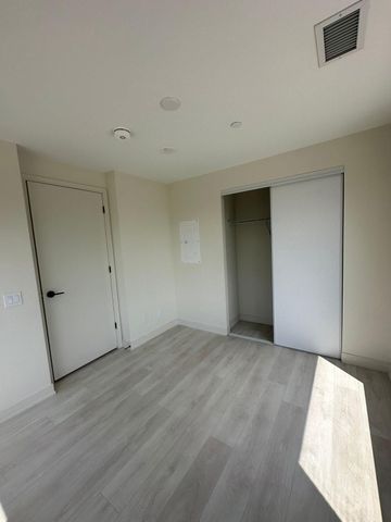 For Lease - 8010 Derry Road Unit# 204, Milton, Ontario - Photo 4