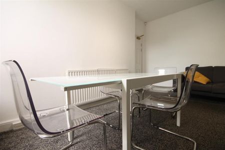 6 bedroom maisonette to rent - Photo 2