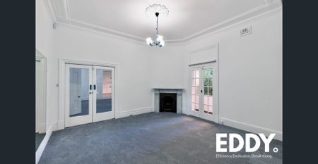 1351Sqm Enttertaining Home | 7 Mins Walk to Killara Station | Gordon East Public School | Lock-Up Garage | Renovated Kitchen | Brand New Carpet - Photo 3