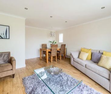 Ritchie Close, Nottingham, NG12 - Photo 2
