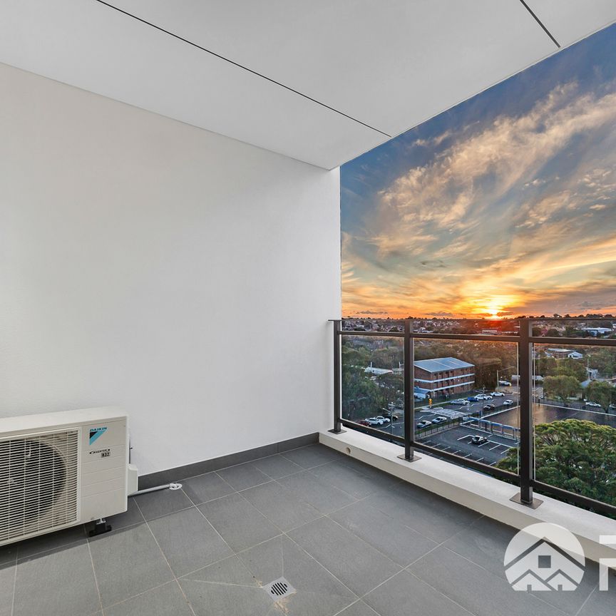 Level 10 with nice view! Near new 1 bedrroom+Study apartment for lease now! - Photo 1