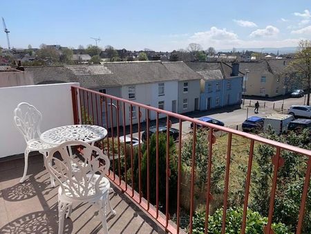 2 bedroom flat to rent - Photo 5