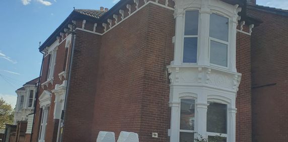 Worthing Road Studio 6 - Photo 2