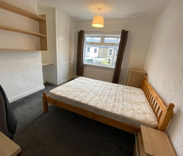 3 bedroom private hall to rent - Photo 2