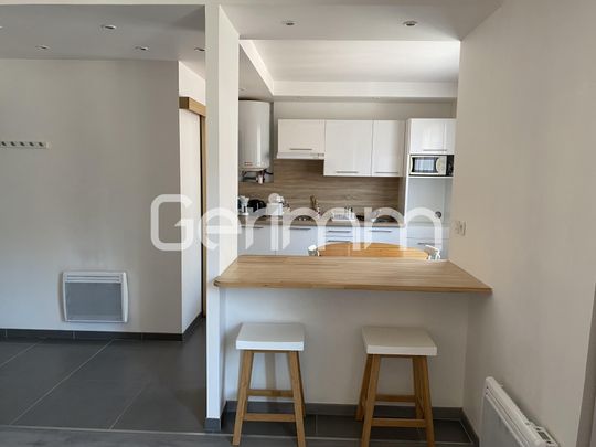 GRENOBLE, Route de Lyon, venez découvrir cet appartement meublé de type 1 pièce + cuisine d'une superficie de 29.82 m² avec balcon. - Photo 1