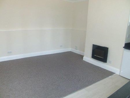 France Street, Batley - Photo 4