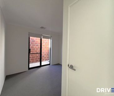 BRAND NEW Low-Maintenance Living in a Fantastic Location - 32 Coolw... - Photo 5