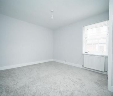 2 bedroom house to rent - Photo 3