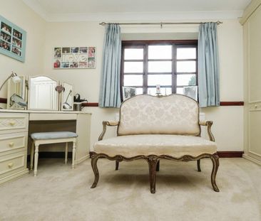 4 bedroom House To Let - Photo 6