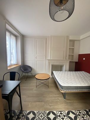 Location Appartement 1 pièce 17m² BRIGNAIS 69530 - Photo 1