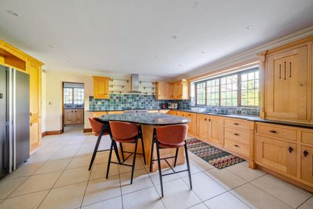 4 bedroom detached house to rent - Photo 5