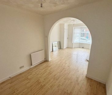 Mayville Avenue - Photo 2