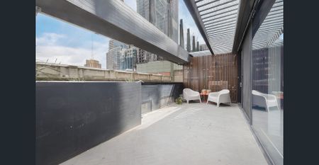 3 bedrooms, 2 bathrooms and 2 carparks in the QV building tower. - Photo 3