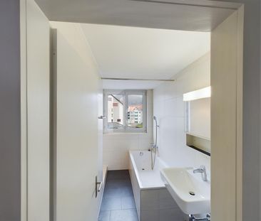 GENEROUSLY SITUATED IN A CENTRAL LOCATION - Photo 6