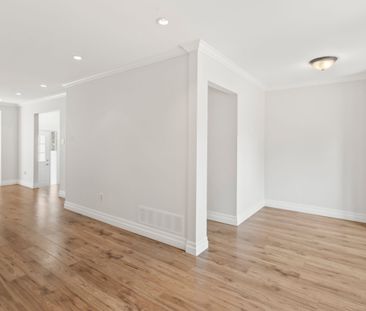 For Lease - 10 Bassett Boulevard Unit# 56, Whitby, Ontario - Photo 1